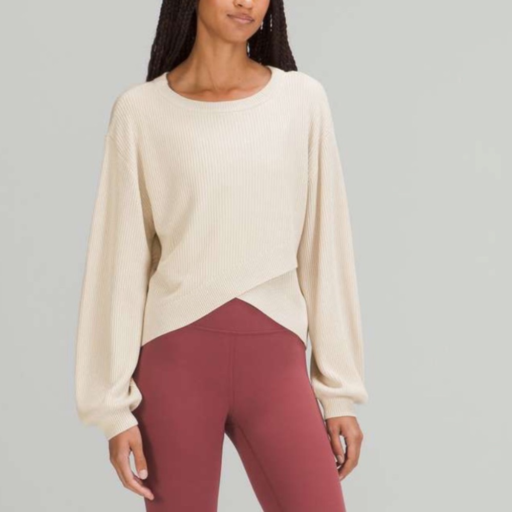 NWOT Lululemon Reversible Crossover sweater size 4